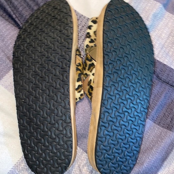 Sandals - Picture 2 of 3